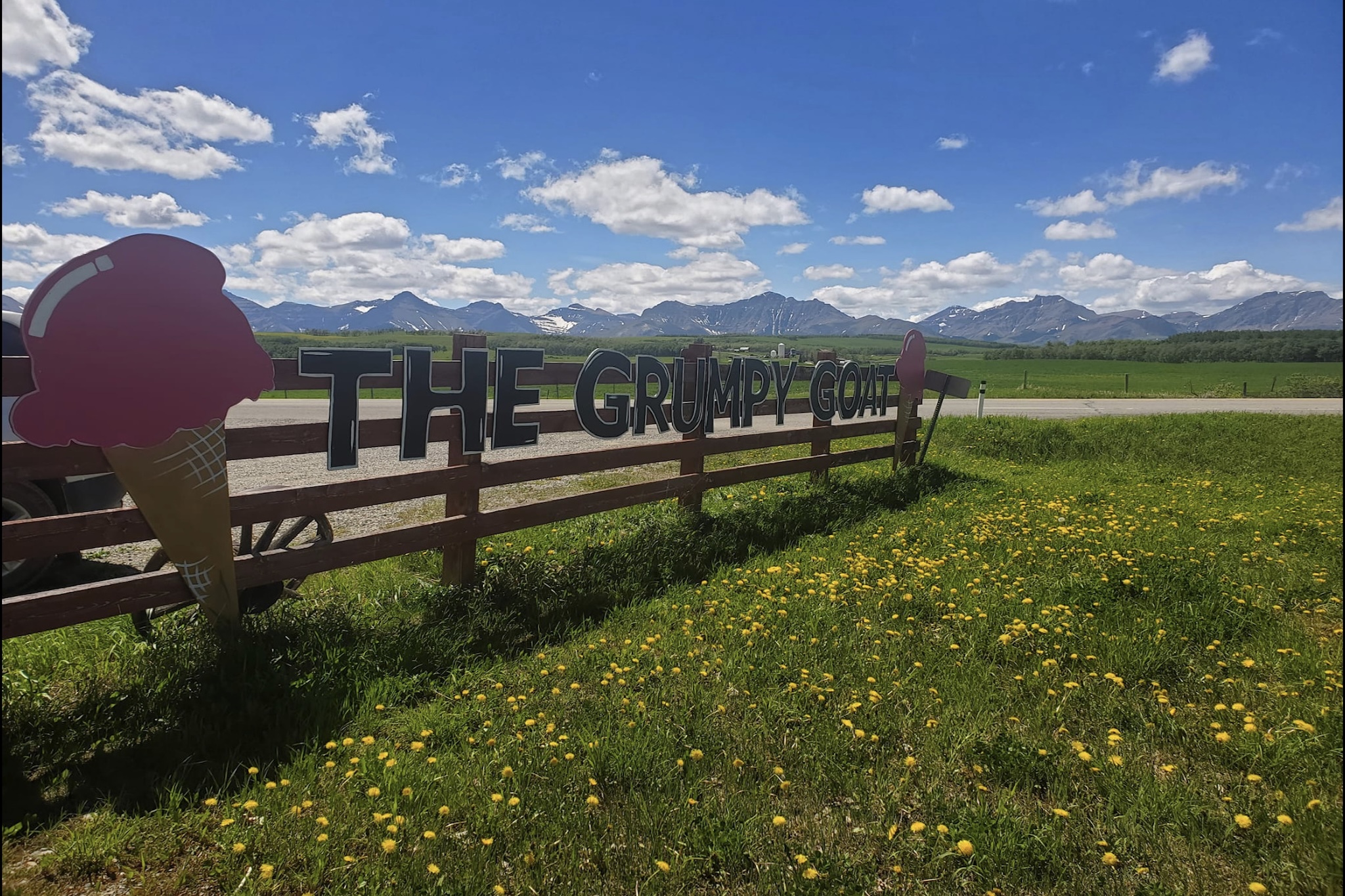 The Grumpy Goat sign in Twin Butte Alberta